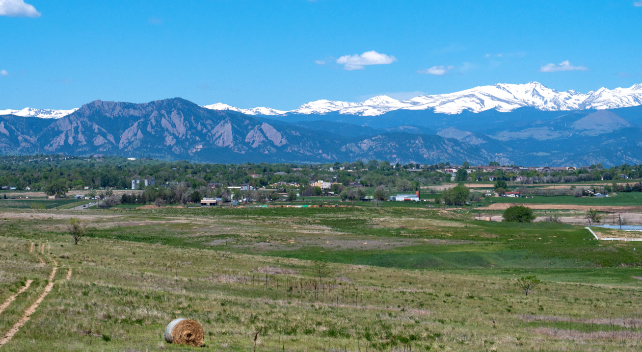 Mountain Range in Lafayette Colorado